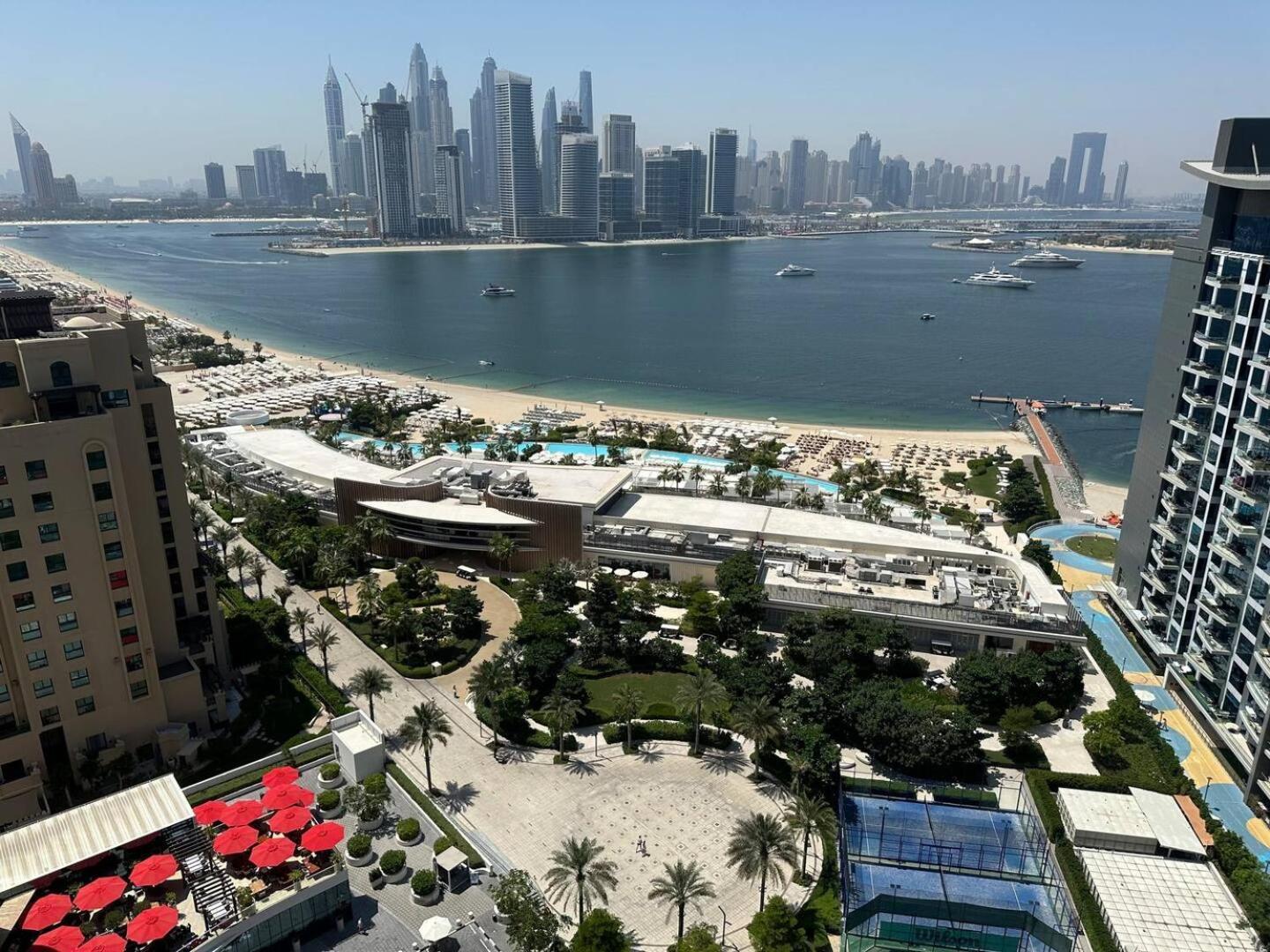 Luxury 1br - Stunning View - Beautiful Pool - Palm